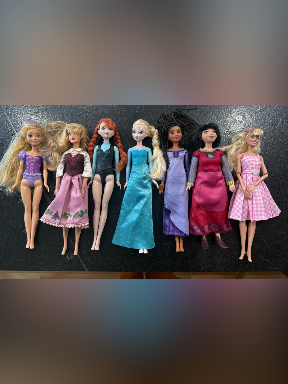 Lot of Disney Princess and Barbie Dills